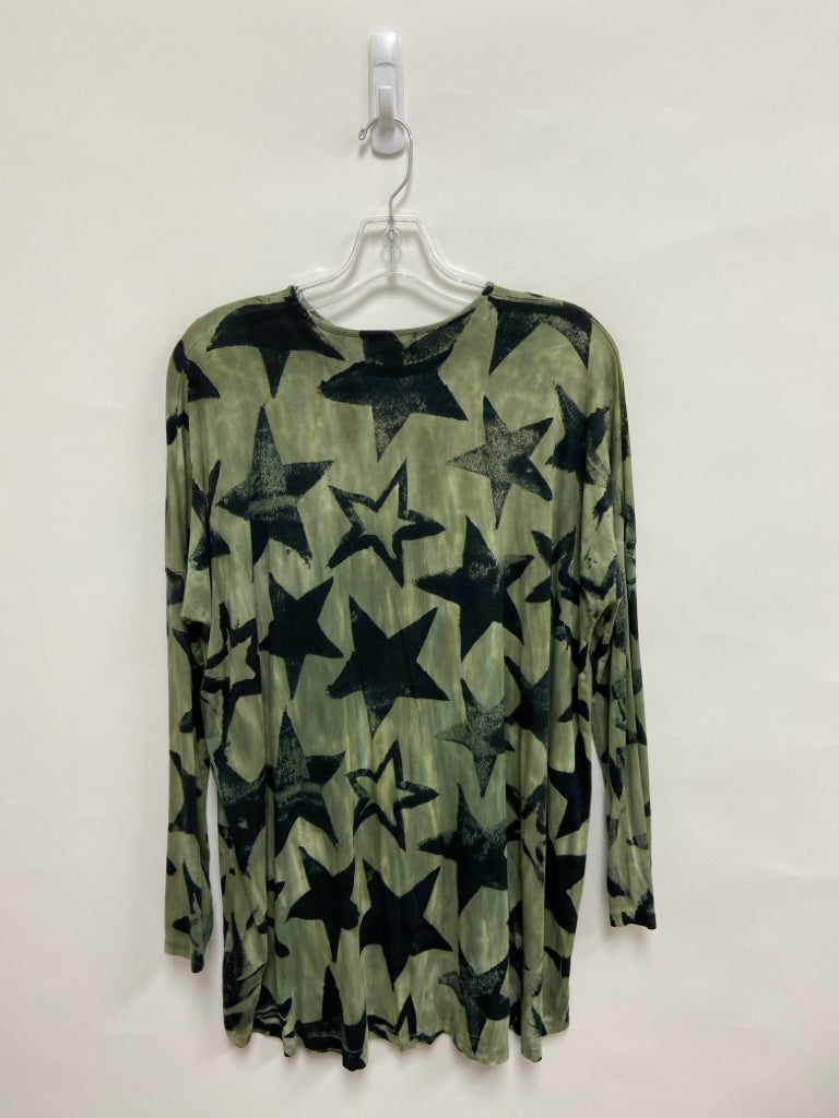 Size OSFM Sage Black Stars Long Sleeve Ladies Top