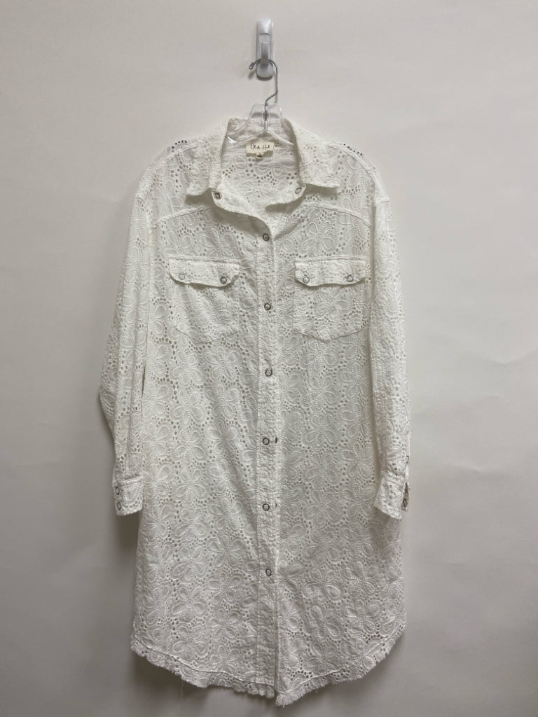 Oli &amp; Hali Size S White Cut-Out Button Up Ladies Coverup