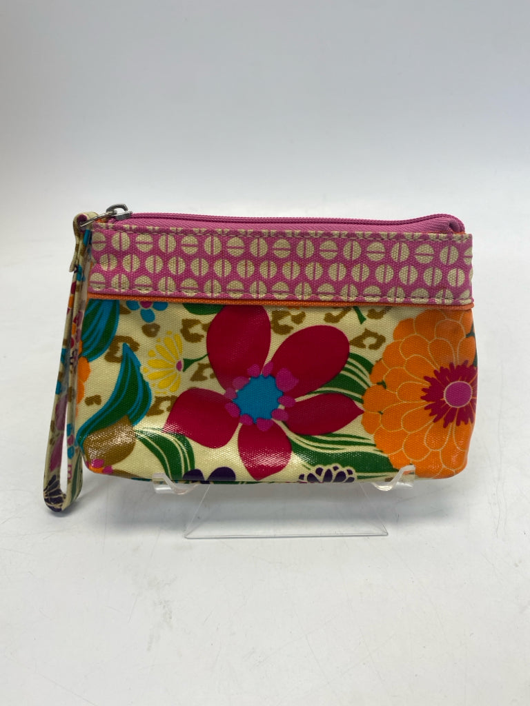 Multi-Color Flower(s) Wristlet