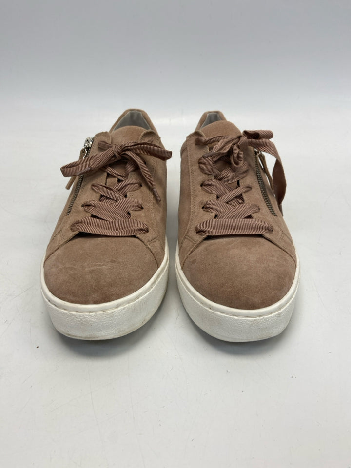 Gabor US Shoe Size 10.5 Blush Lace-up Sneakers