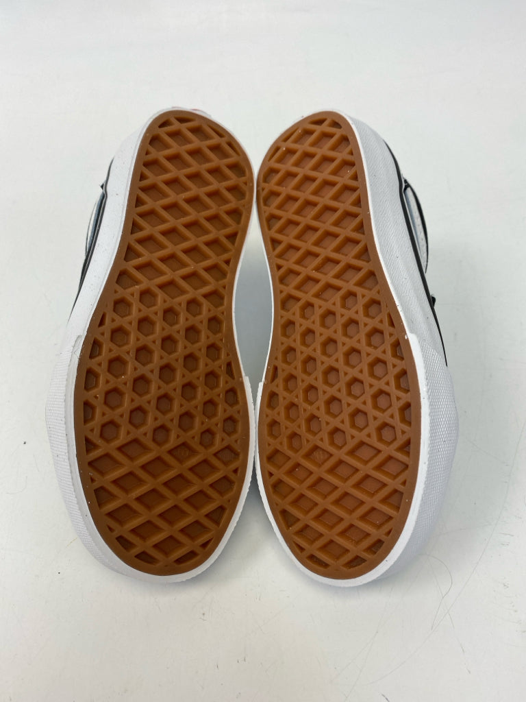NWOT Vans SIZE 11 Black White Boy&