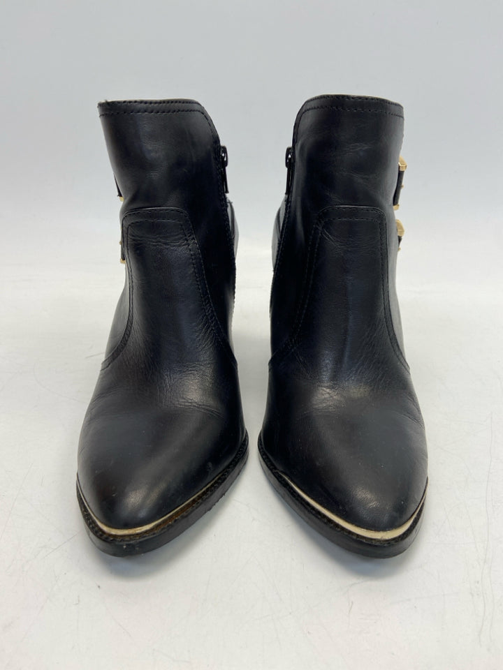 Gianni Bini US Shoe Size 9.5 Black Side Zipper Boots