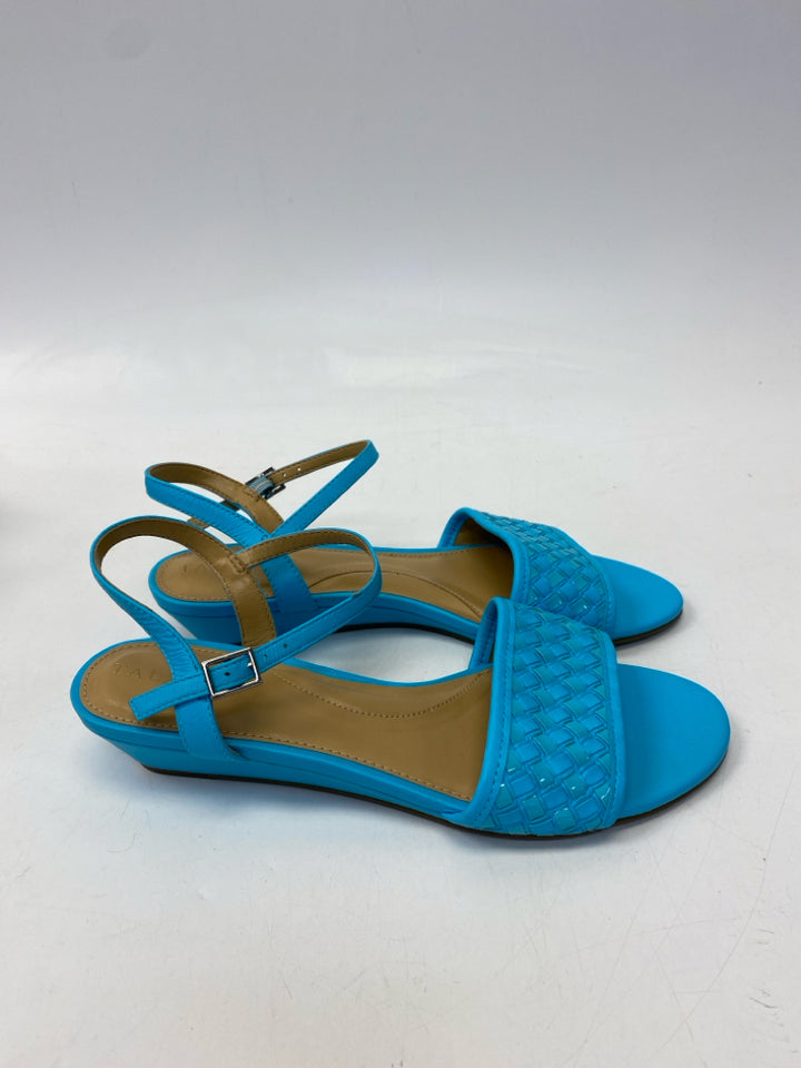 Talbots  Size 7 Turquoise Sandals