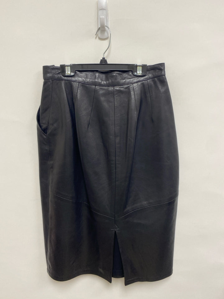 Size 10 Black Leather Ladies Skirt