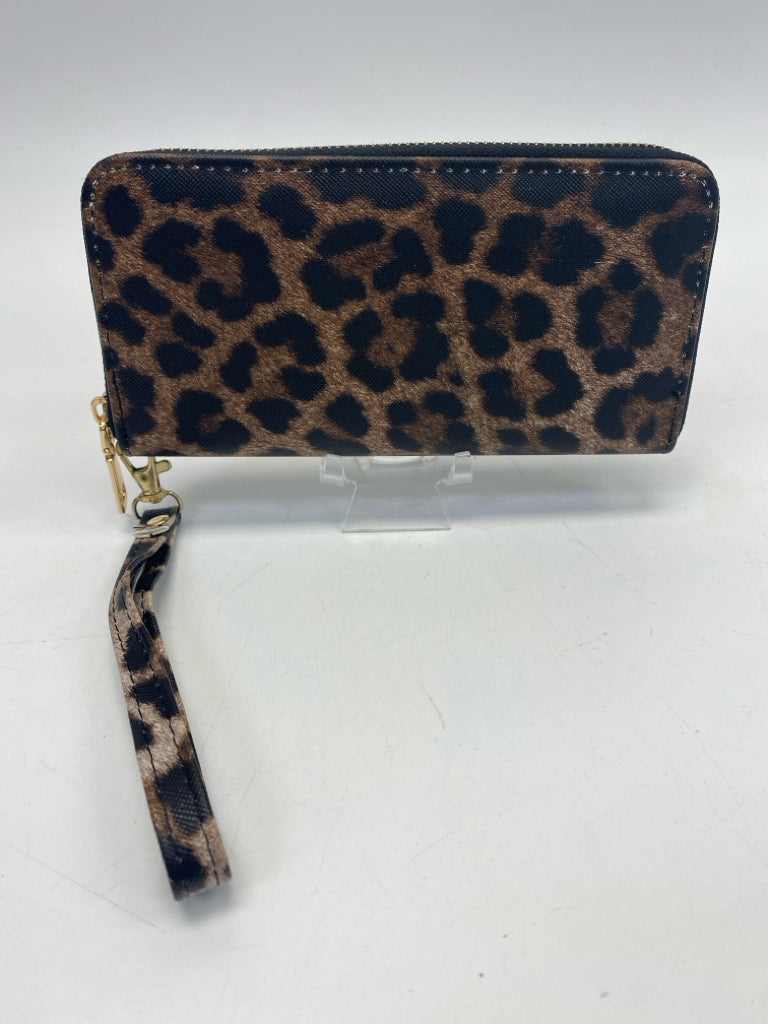 Black Brown Animal Print Wristlet