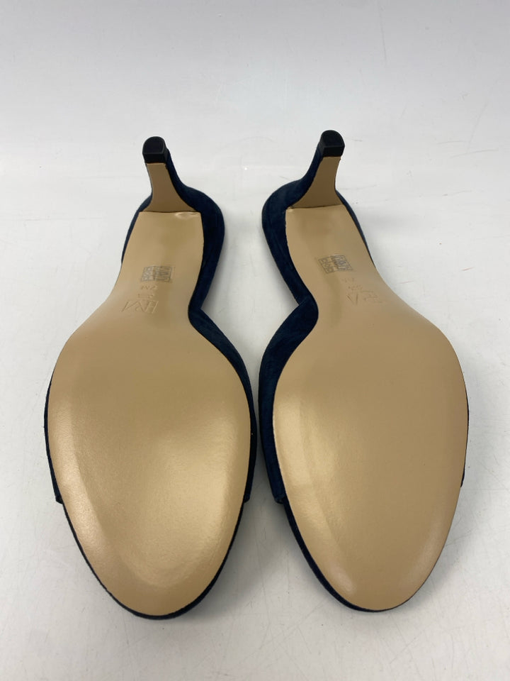 NWOT US Shoe Size 7 Dark Blue Heels