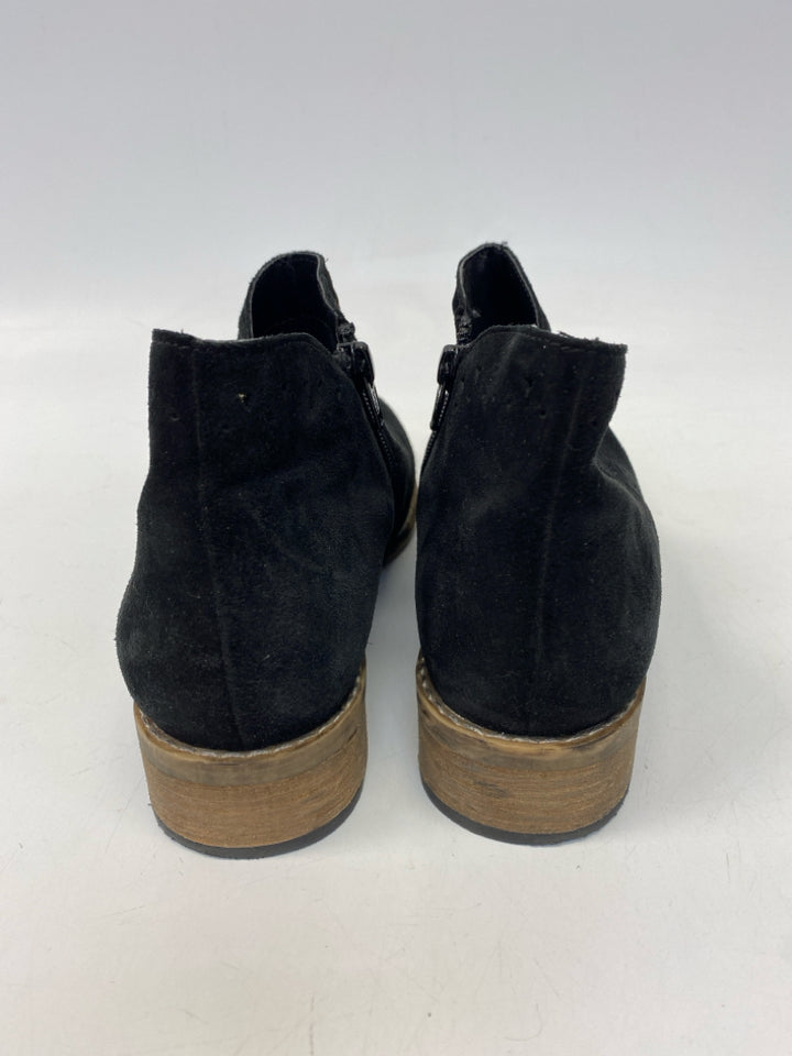 Diba True  Size 8.5 Black Suede Boots