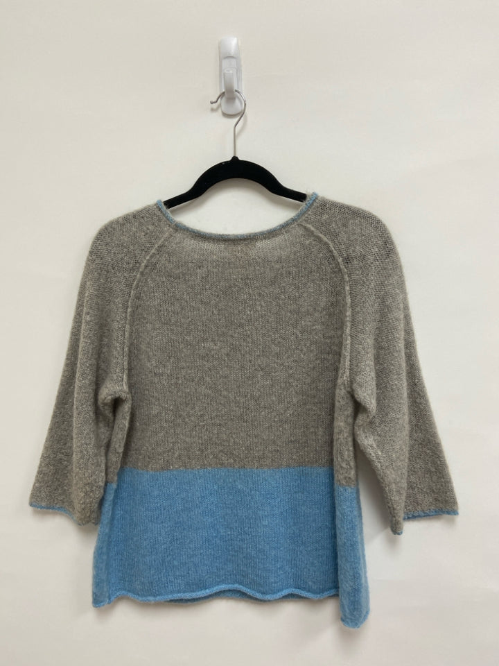 Sundance Size M Gray Blue Trimmed Ladies Sweater