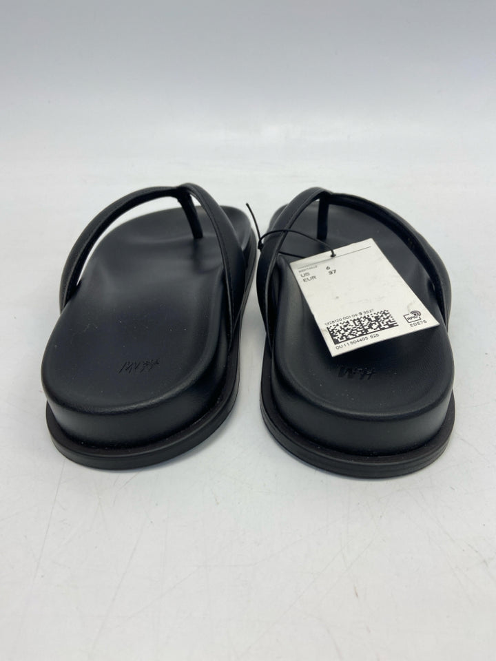 NWT H&amp;M  Size 6 Black Sandals