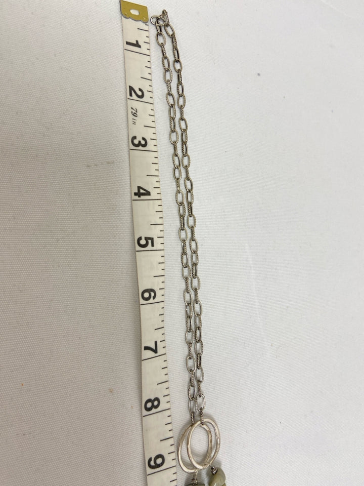 Silver Color Green/Pink Circles Necklace