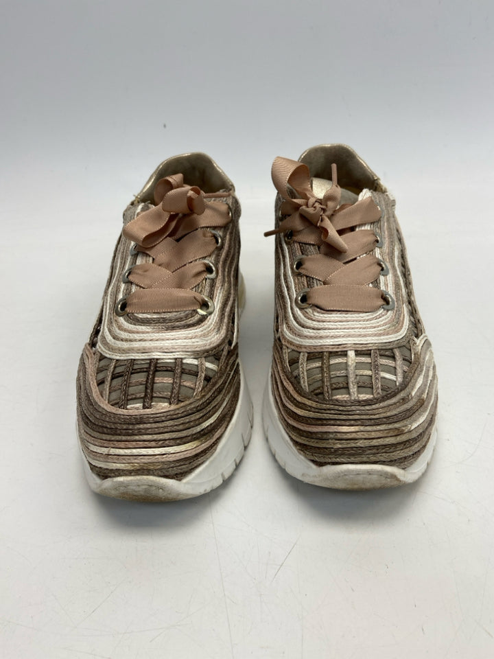 SOFTWAVES  Size 39 Khaki Alma Sneaker