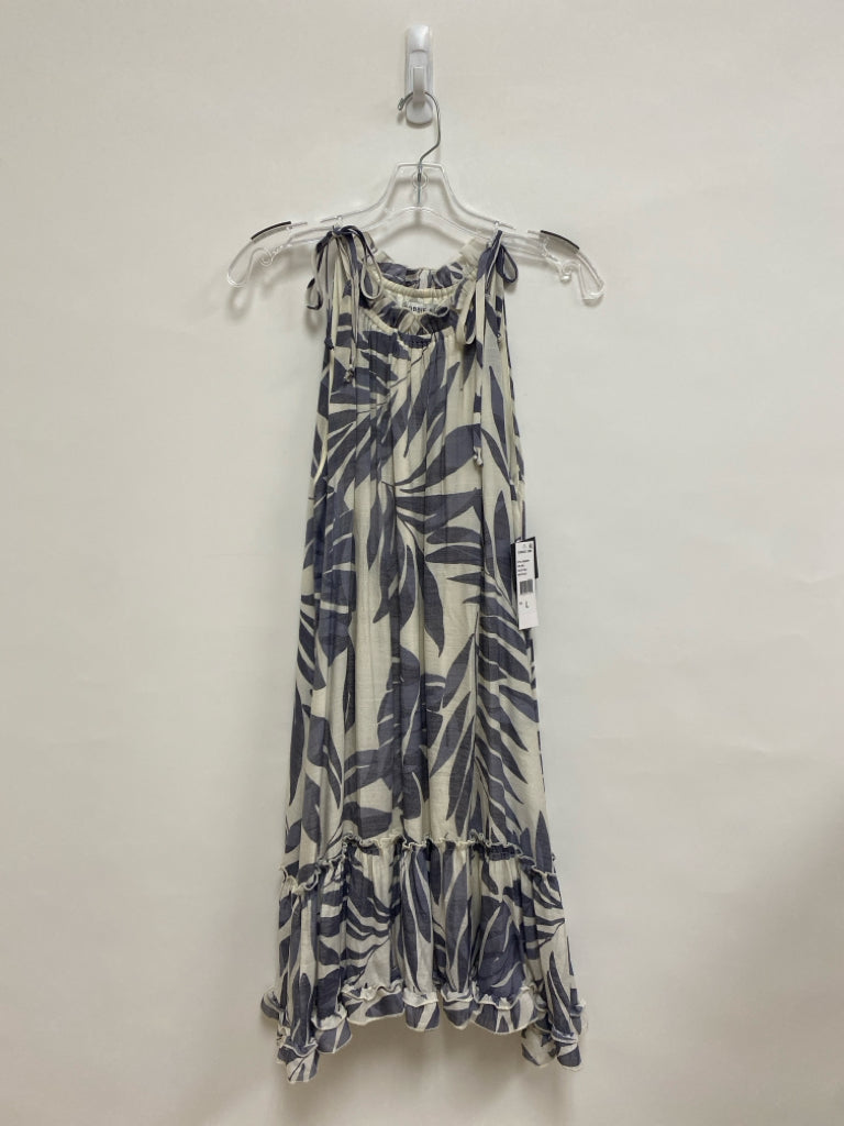 NWT ROBBIE BEE Size L Gray White Leaves Sleeveless Ladies Dress