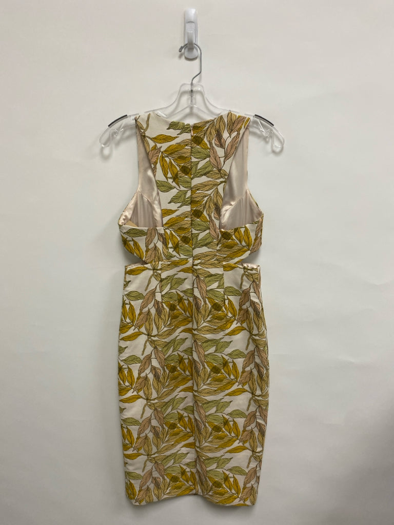 Gianni Bini Size S Cream Yellow/Green Leaves Sleeveless Ladies Dress