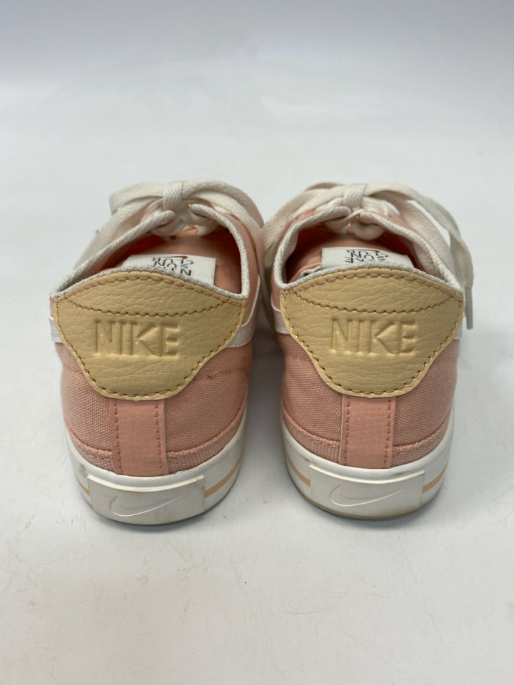 Nike  Size 8 Peach White Lace-up Sneakers