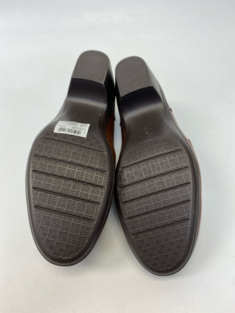 NWOT Clarks US Size 9.5 Brown Heels