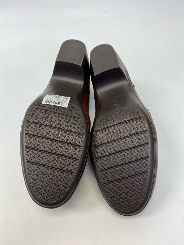 NWOT Clarks US Size 9.5 Brown Heels