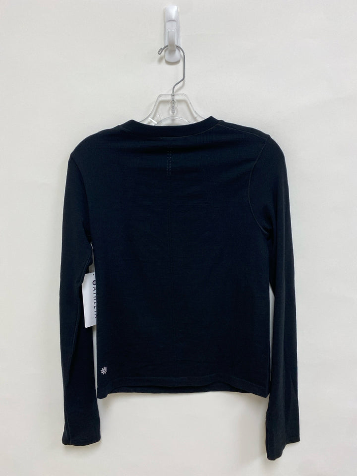 NWT Athleta Size M Black Athletic Top