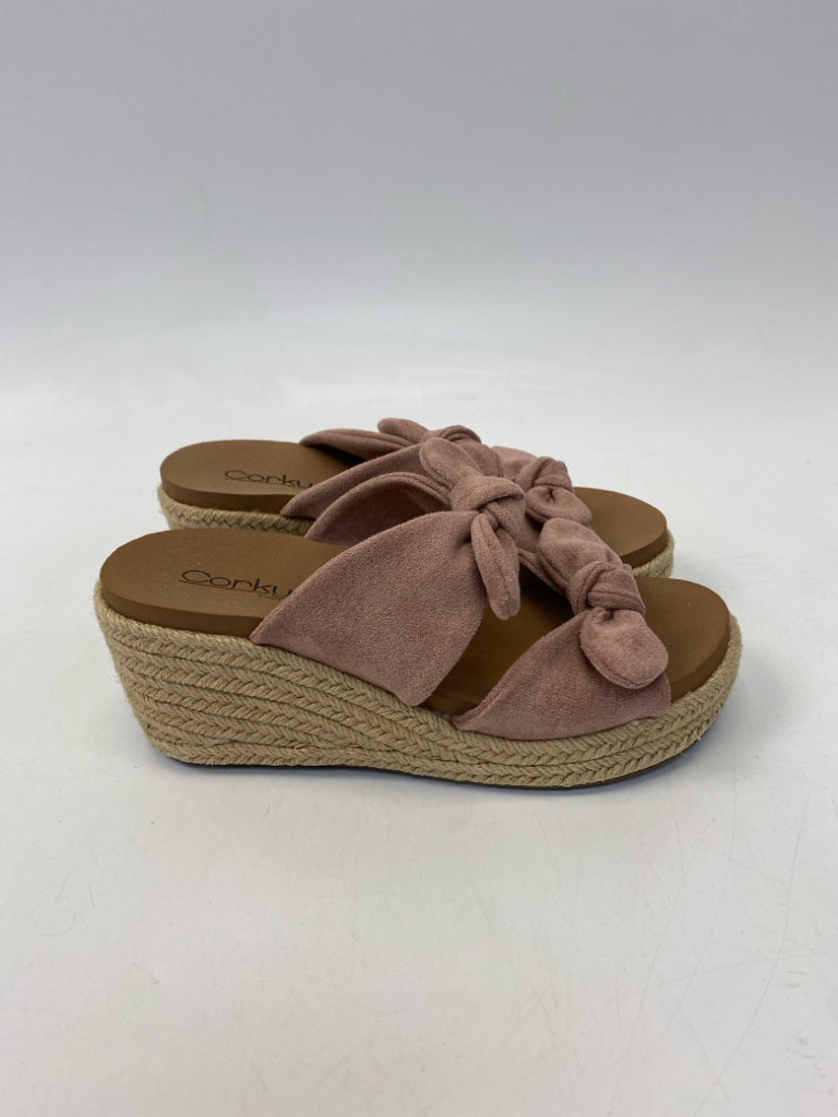 Corkys  Size 6 Mauve Sandals