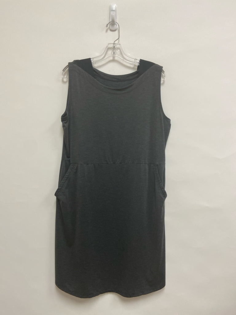 Columbia Size XL Charcoal Sleeveless Ladies Dress
