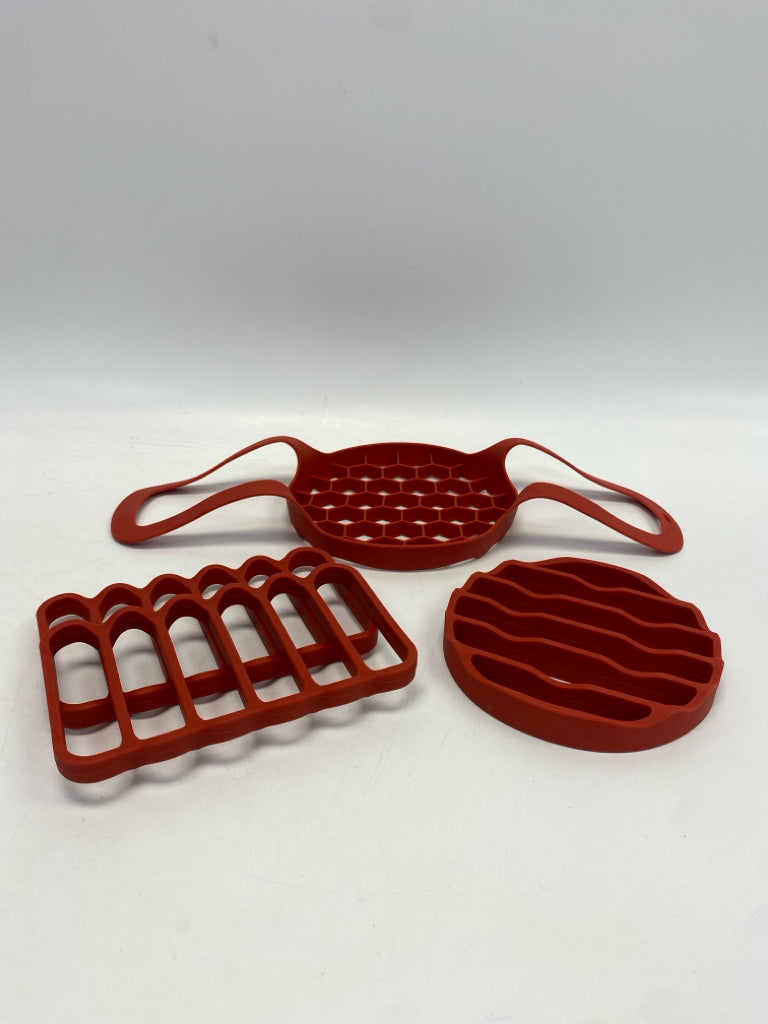 Red Silicone Cookware