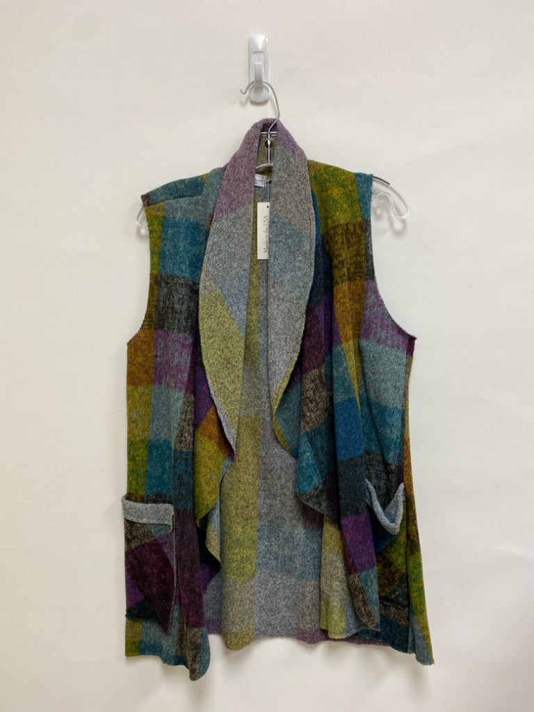 NWT Size M Blue Multi Color Plaid Ladies Vest