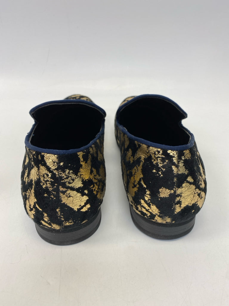 Size 11 Black/Gold Velvet Men&