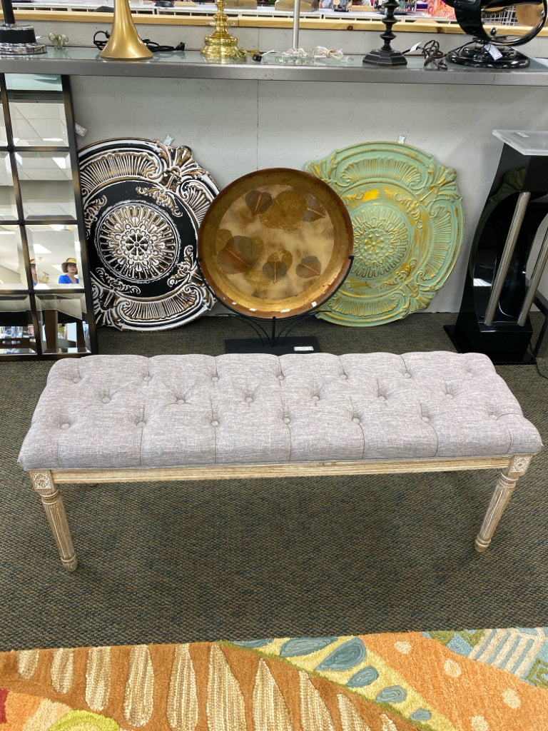Cream/Gray Bench
