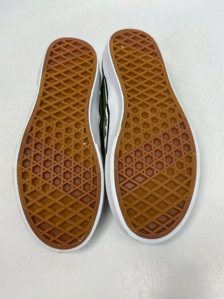 NEW Vans SIZE 2.5 Green White Checkered Boy&