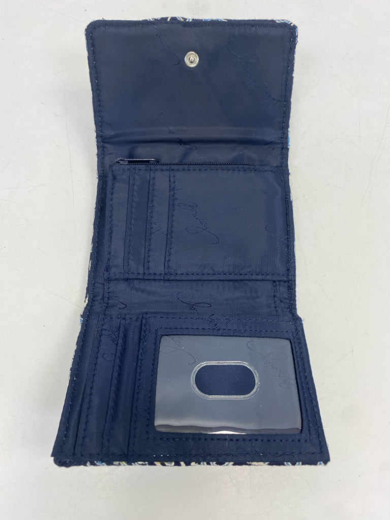 Vera Bradley Navy Blue/Wht Paisley Fabric Wallet