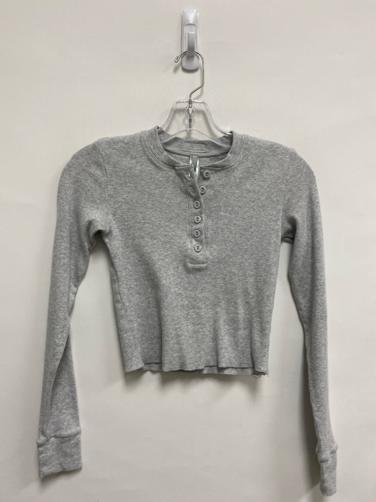 SKIMS Size S Gray Henley Ladies Top