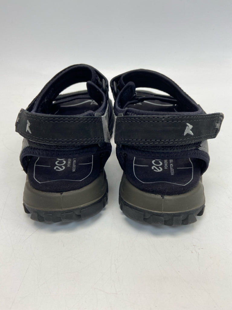 Ecco  Size 41 Black Gray Sandals