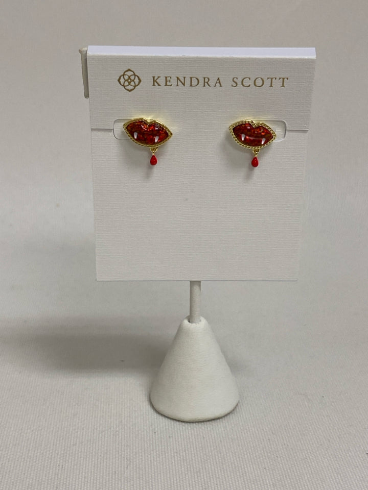 NWT Kendra Scott Gold Color Red Earrings