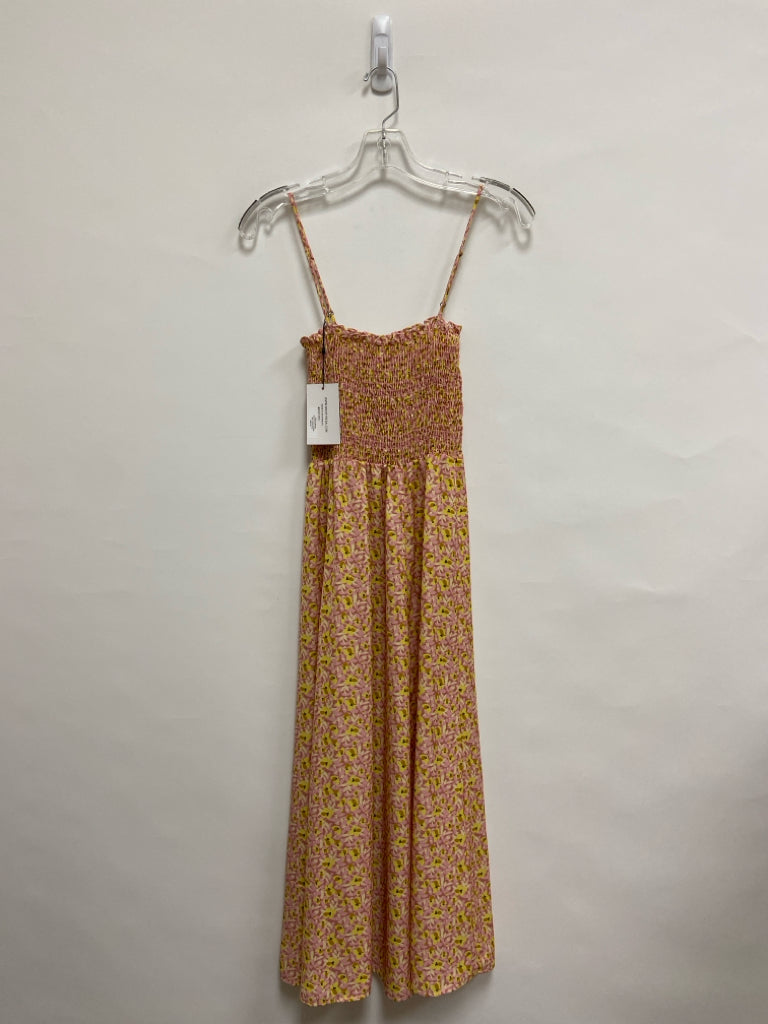 NWT Size XS Pink Yellow Floral Sleeveless Ladies Dress