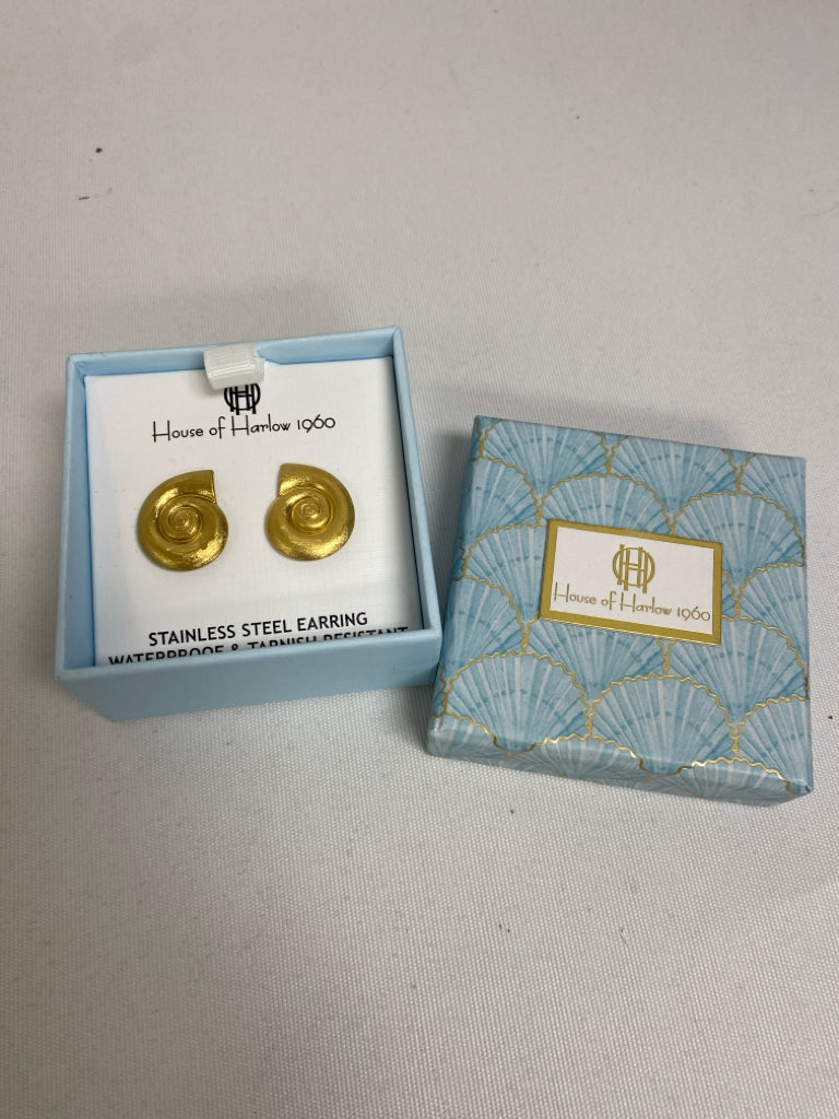 NEW/BOX House of Harlow Gold Color Shells Earrings