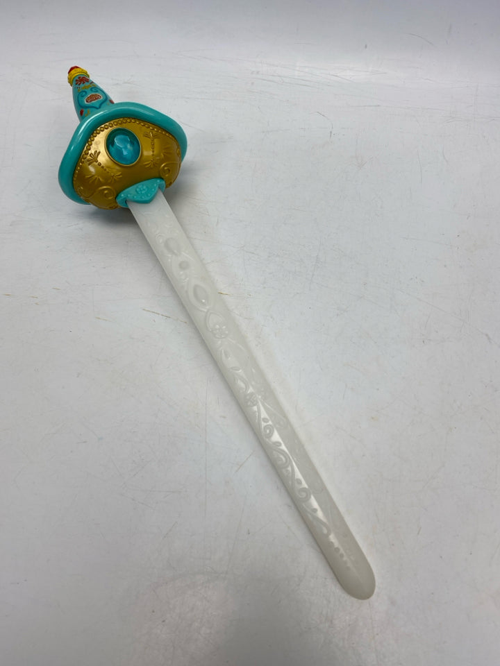 Disney White Green/Gold Lit Misc. Toy