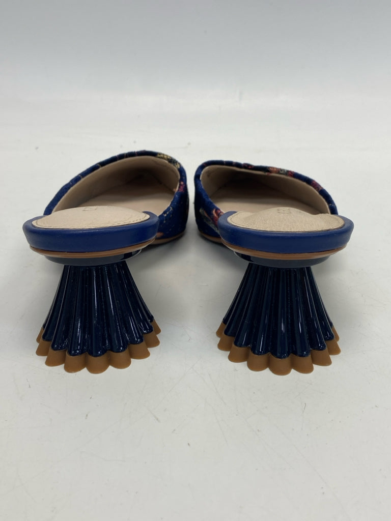 NWOT Cecelia Size 6 Dark Blue Multi-Color Sequined Heels