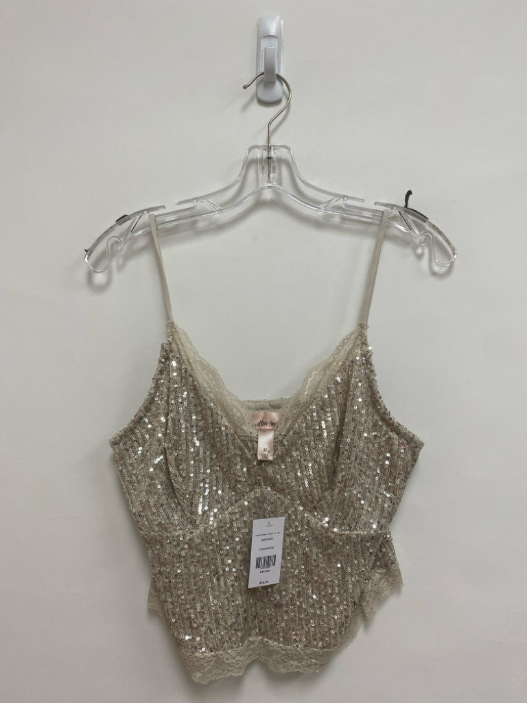 NWT willow &amp; root Size M Champagne Sequins Sleeveless Ladies Top