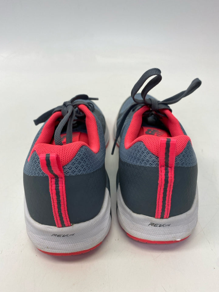 New Balance  Size 7 Gray Hot Pink Lace-up Sneakers