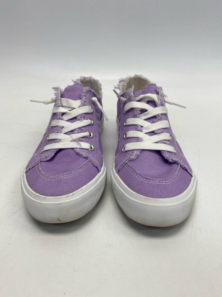 Obtaom Size 9 Purple White Lace-up Sneakers