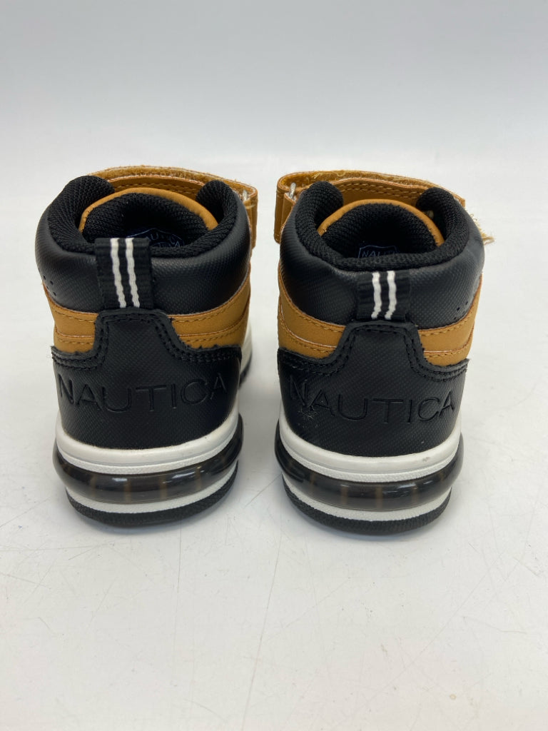 Nautica SIZE 6 Tan Black Boy&