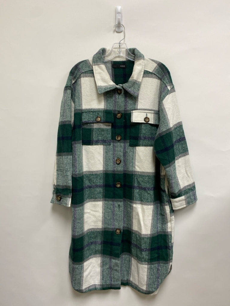Size L White/Gray Green Checkered Button Up Ladies Jacket