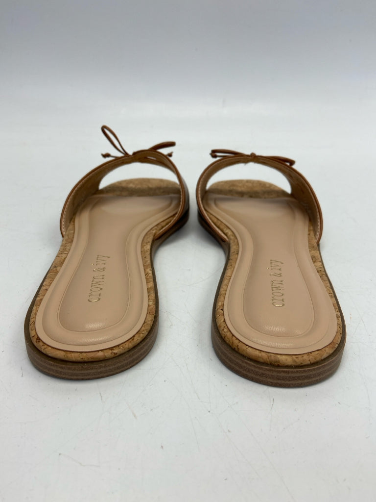 NWOT Crown &amp; Ivy  Size 6 Cognac Bow(s) Sandals