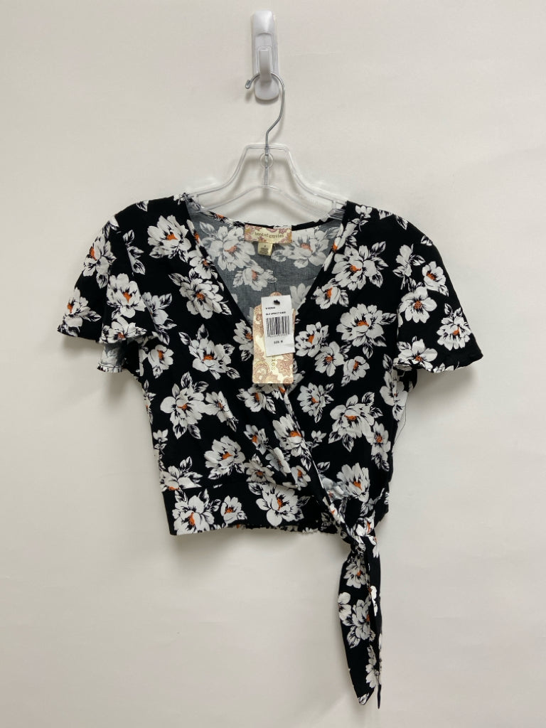NWT band of gypsies Size M Black White/Orange Flowers Wrap Ladies Top