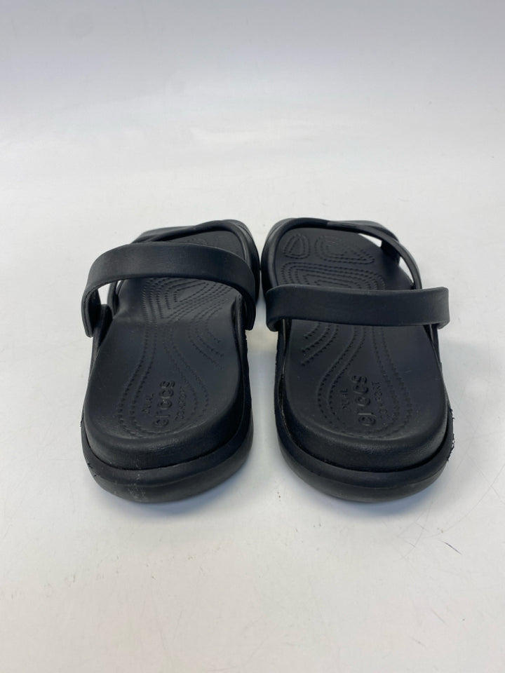 Crocs  Size 9 Black Sandals
