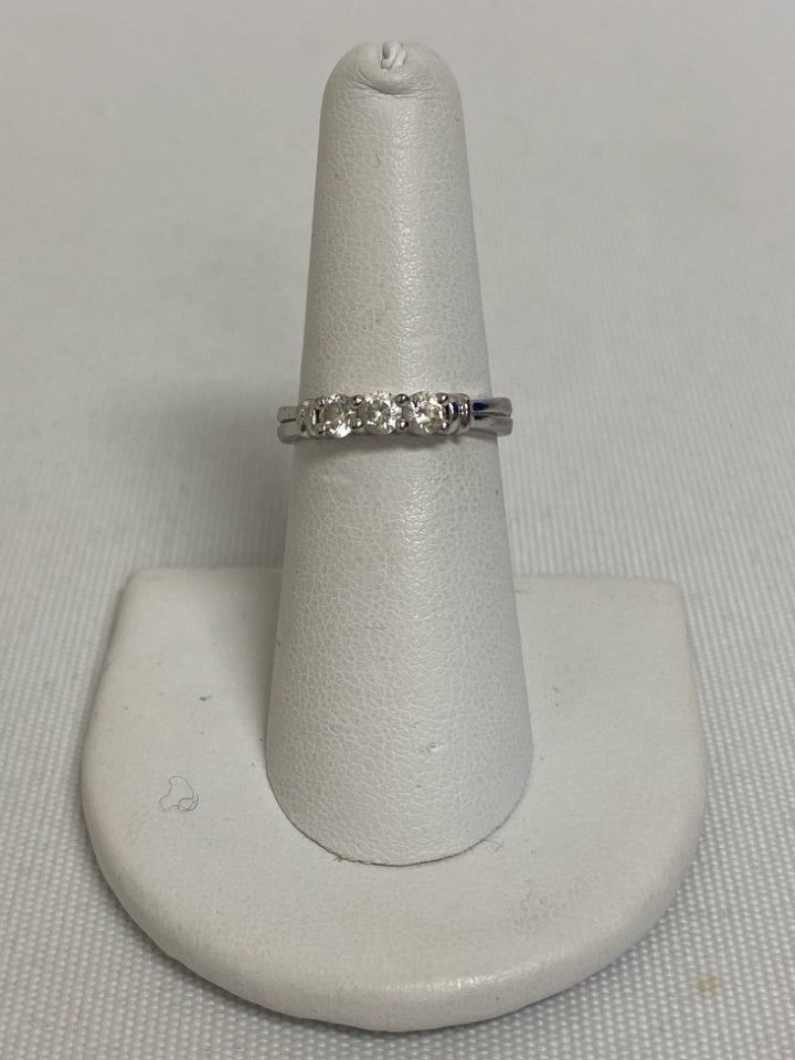 Silver Clear Jeweled Ring