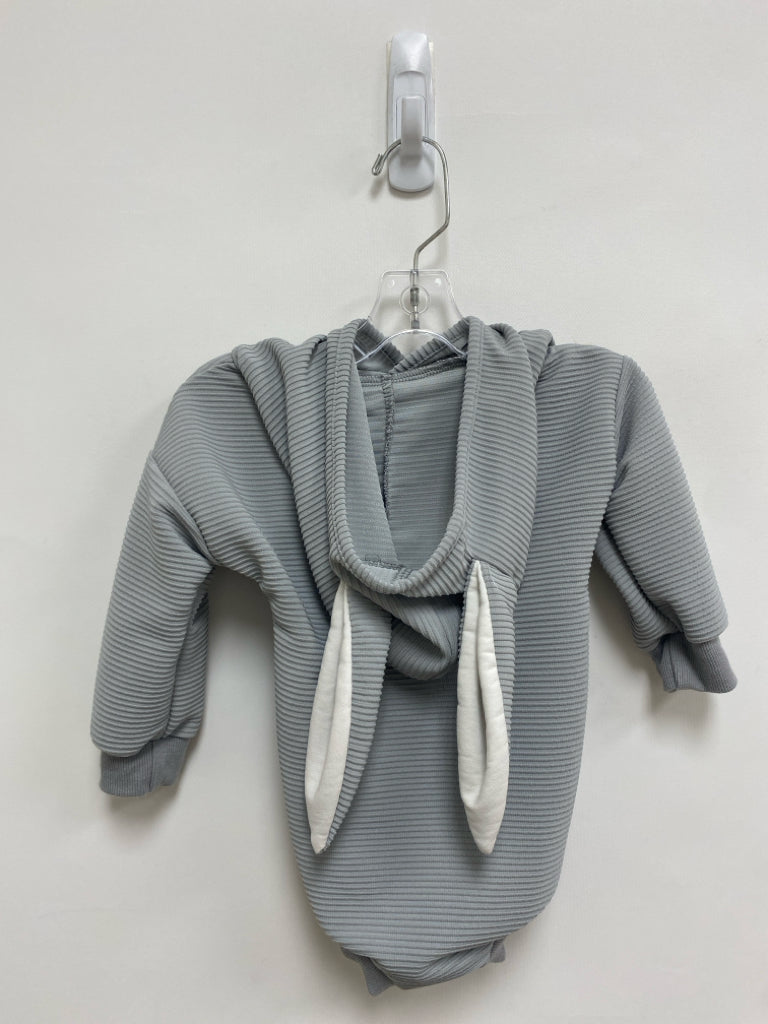 SIZE 3M Gray Ribbed Hooded Boy&
