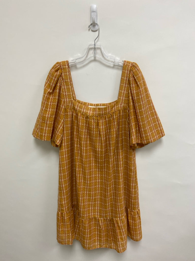 Marie Oliver Size L Orange Peach/White Plaid Short Sleeve Ladies Dress