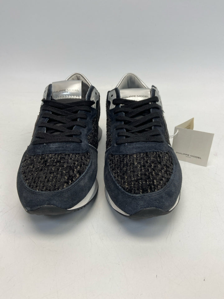 NWT Phillipe Model EU Shoe Size 39 US Shoe Size 8.5 Navy Black Lace-up Sneakers
