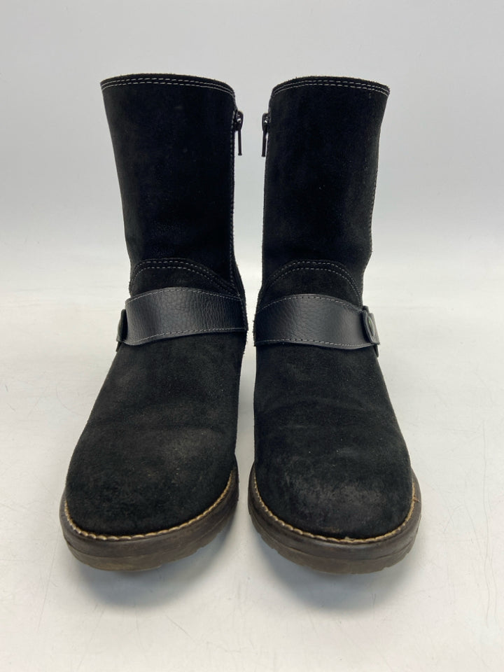 Taos EU Shoe Size 39 Black Side Zipper Boots