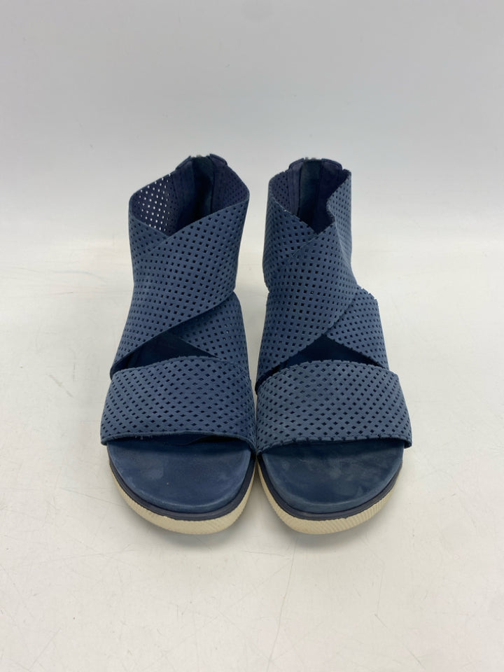 Eileen Fisher  Size 8.5 Dark Blue Perforated Sandals
